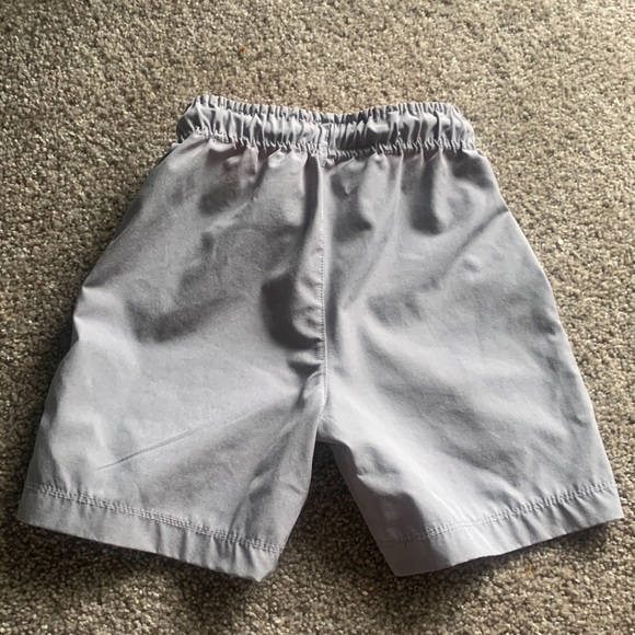 Tommy Bahama 4T(Boys) Shorts - Picture 2 of 4